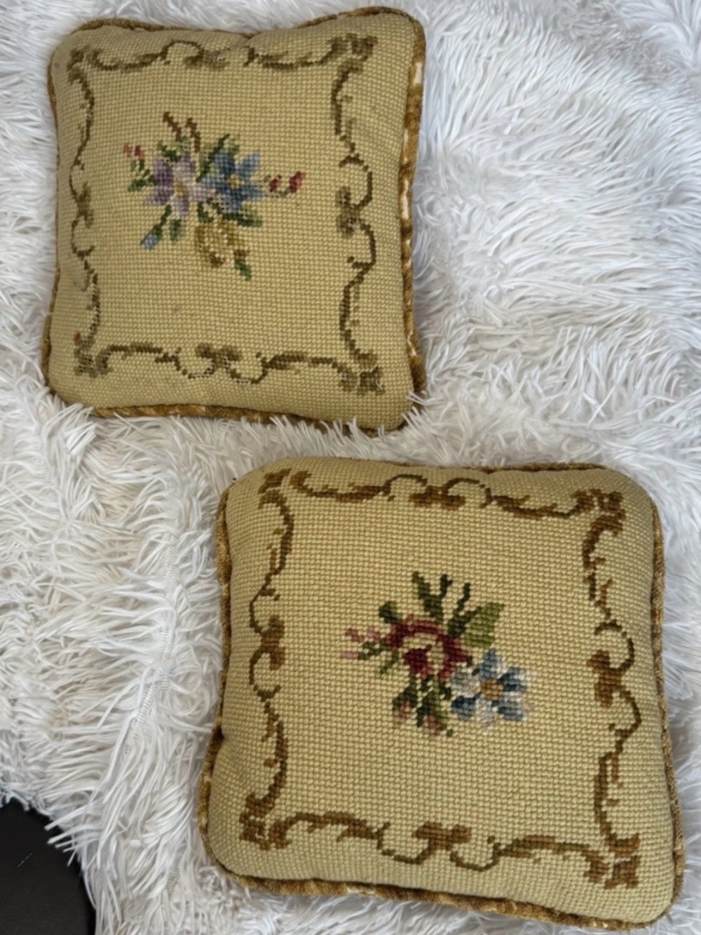 VTG Handmade Needlepoint Floral Accent Pillows - Beige Set of Two